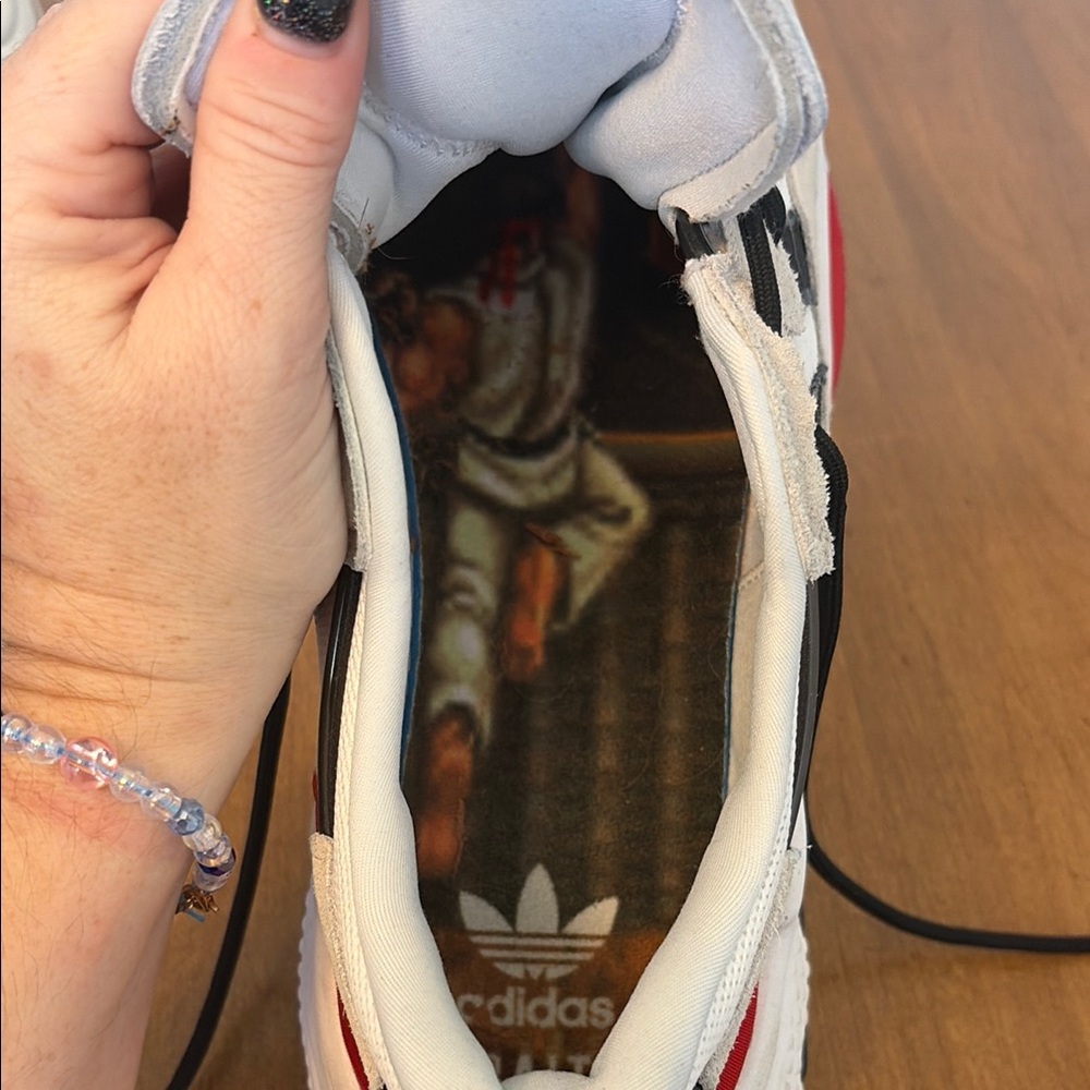 BAIT Street Fighter x Adidas Consortium Men Ozweego White- Core Black- Scarlet - Picture 4 of 6